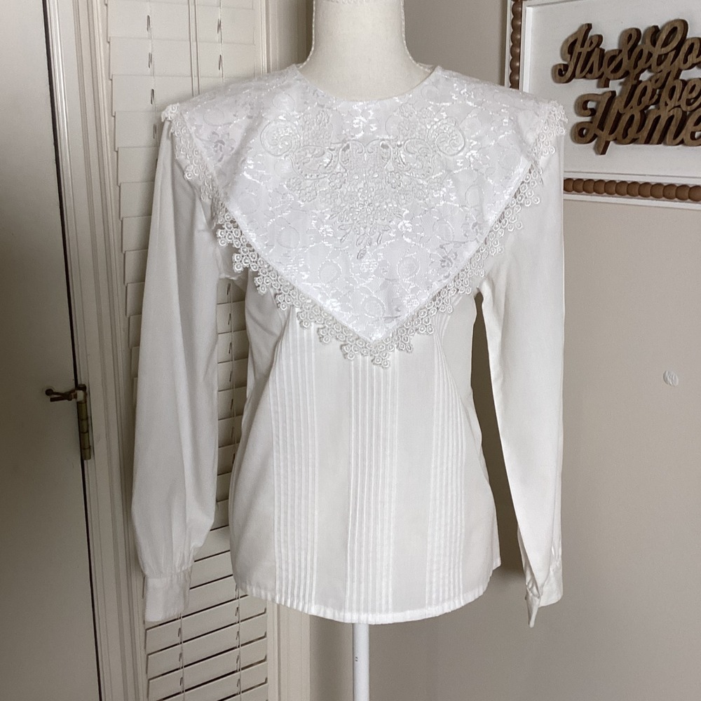 Laura & Jayne Lace Bib Blouse Womens 8 White Victorian Prairie Pintuck Top